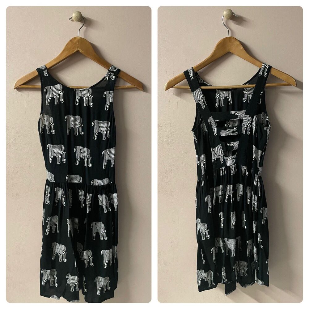 TopShop Black Elephant Print Bar Back Mini Dress/Tunic Size 2 EUC